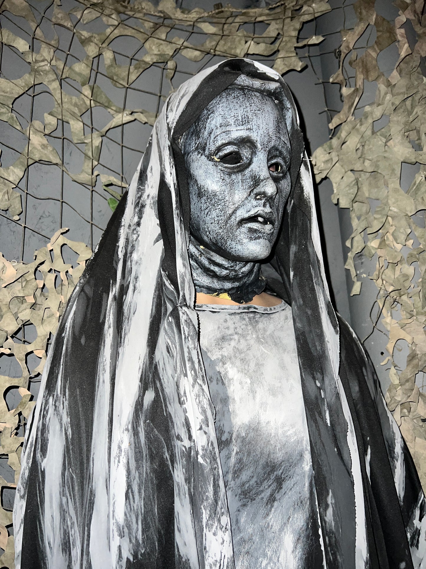 Weeping Angel- Standing Prop